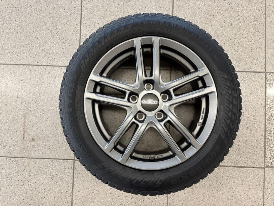 TOYOTA Corolla 2024