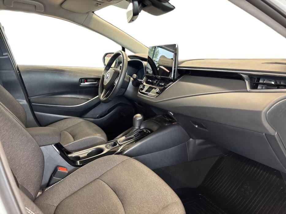 TOYOTA Corolla 2024