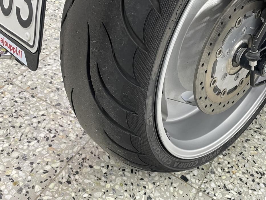 SUZUKI Intruder 2010