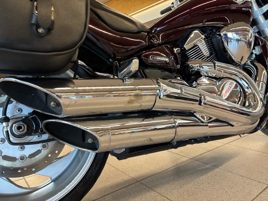 SUZUKI Intruder 2010