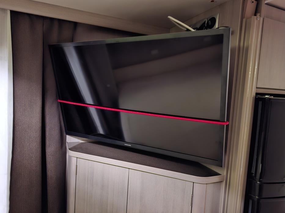 ADRIA Matrix Supreme 667 SPS 2013