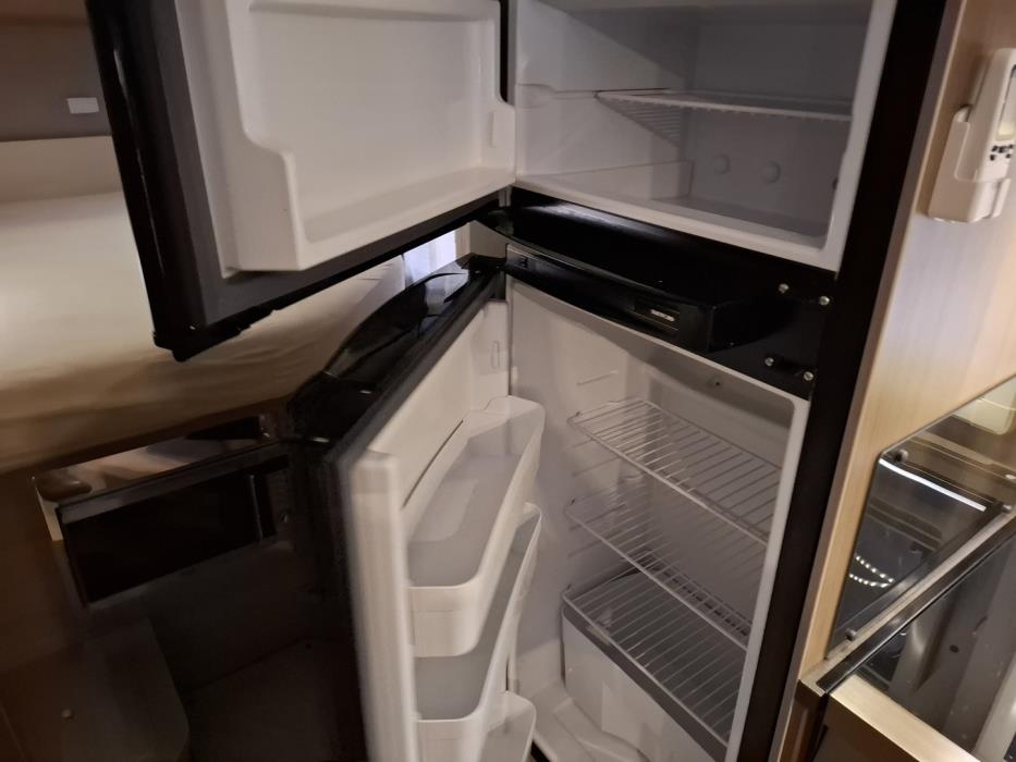 ADRIA Matrix Supreme 667 SPS 2013