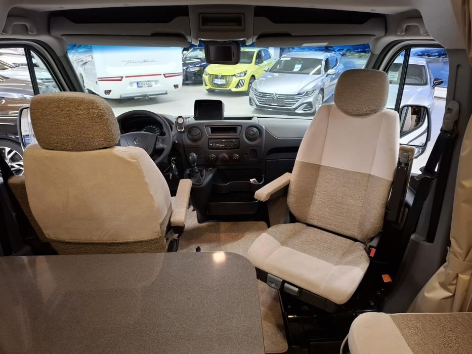 ADRIA Matrix Supreme 667 SPS 2013