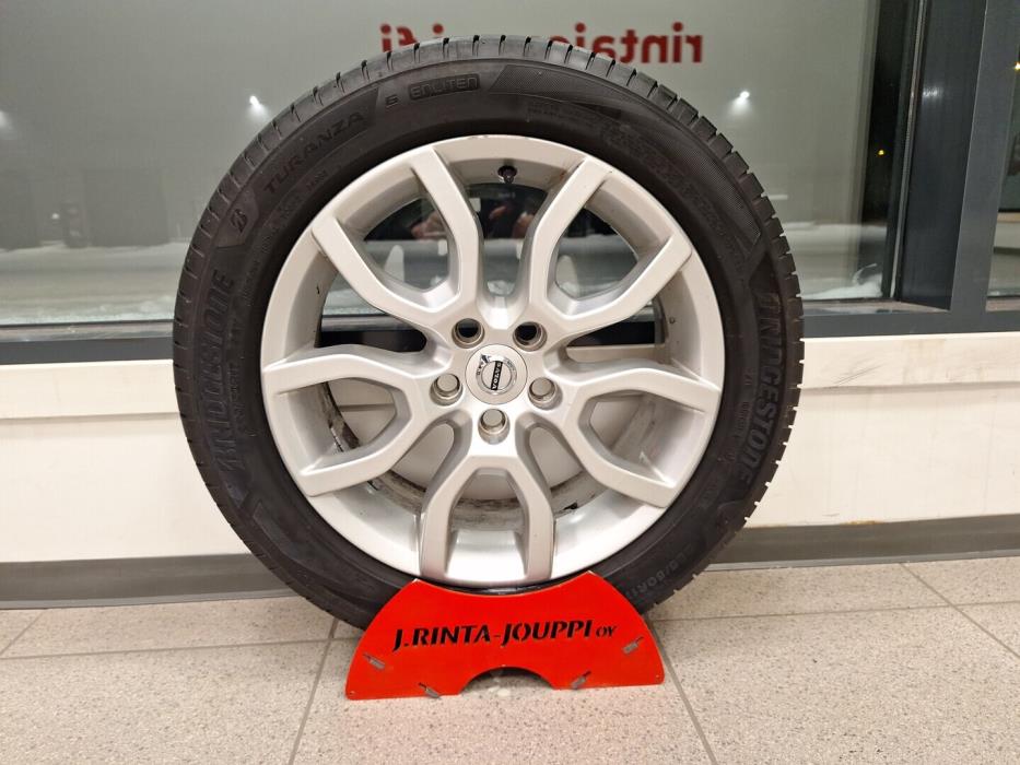 VOLVO V40 Cross Country 2017