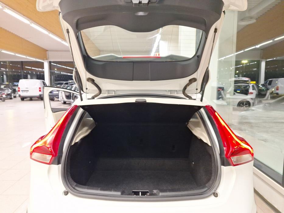 VOLVO V40 Cross Country 2017