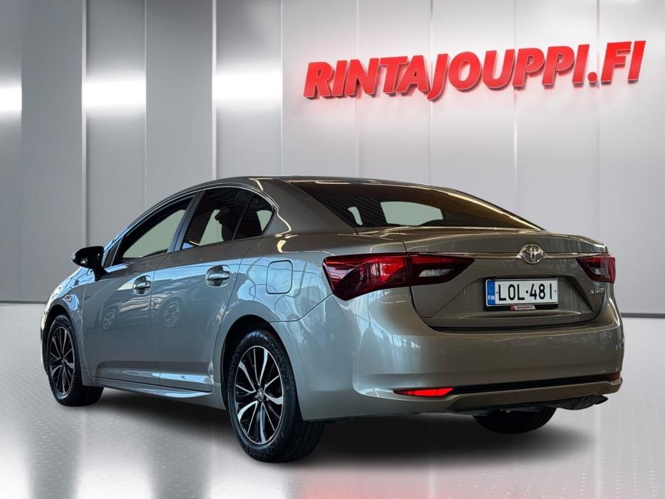 TOYOTA Avensis 2018