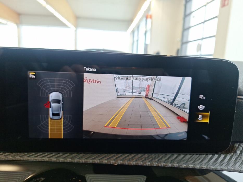 MERCEDES-BENZ A 2020