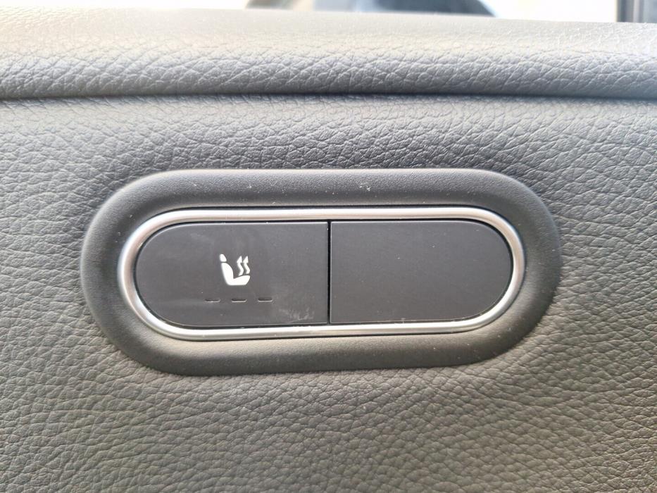 MERCEDES-BENZ A 2020