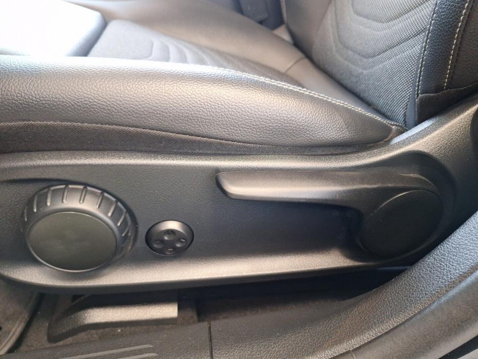 MERCEDES-BENZ A 2020