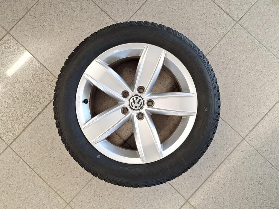 VOLKSWAGEN Passat 2018