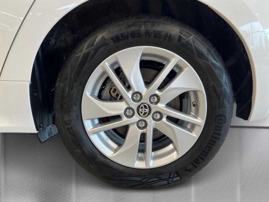 TOYOTA Yaris 2021