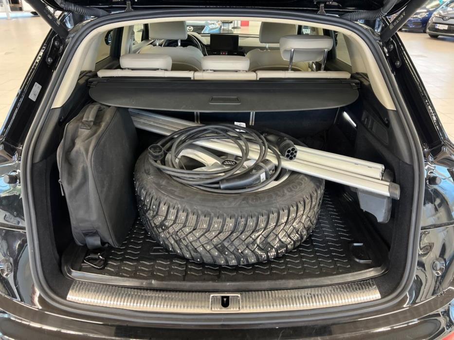 AUDI Q5 2023
