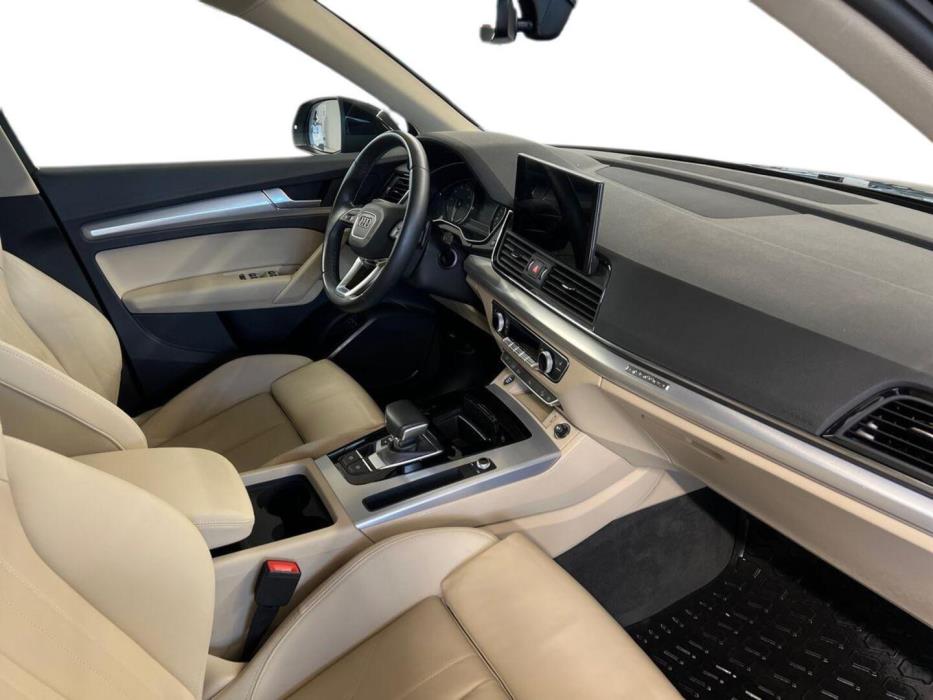 AUDI Q5 2023