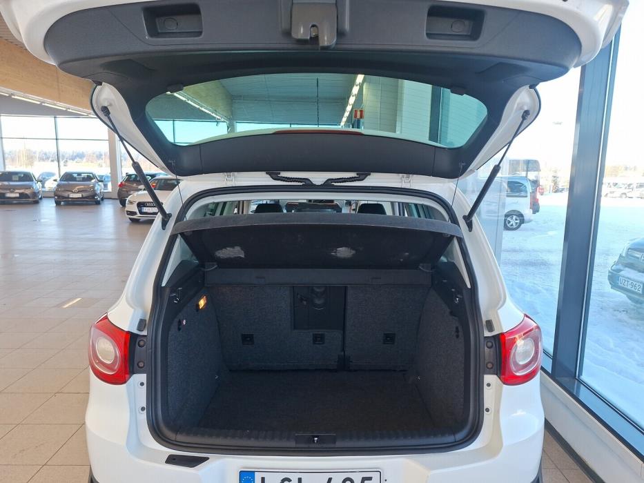 VOLKSWAGEN Tiguan 2010