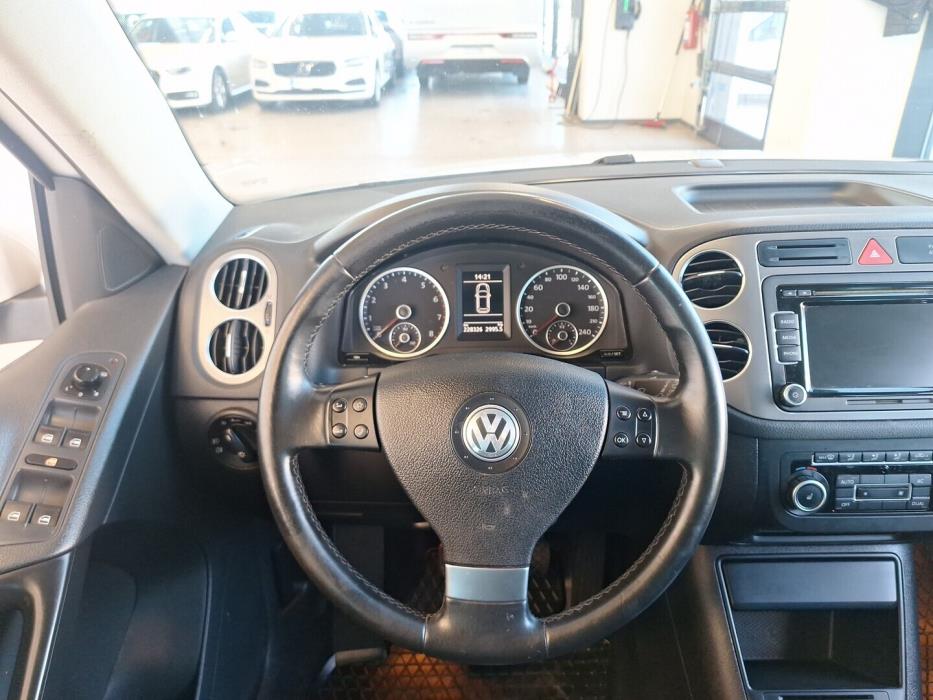 VOLKSWAGEN Tiguan 2010
