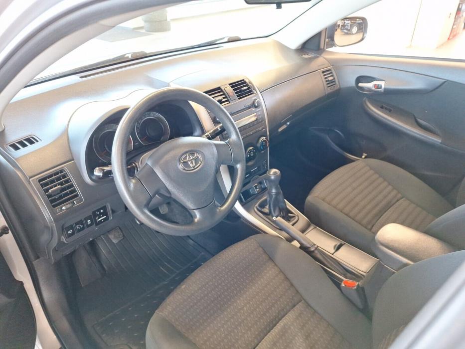 TOYOTA Corolla 2008