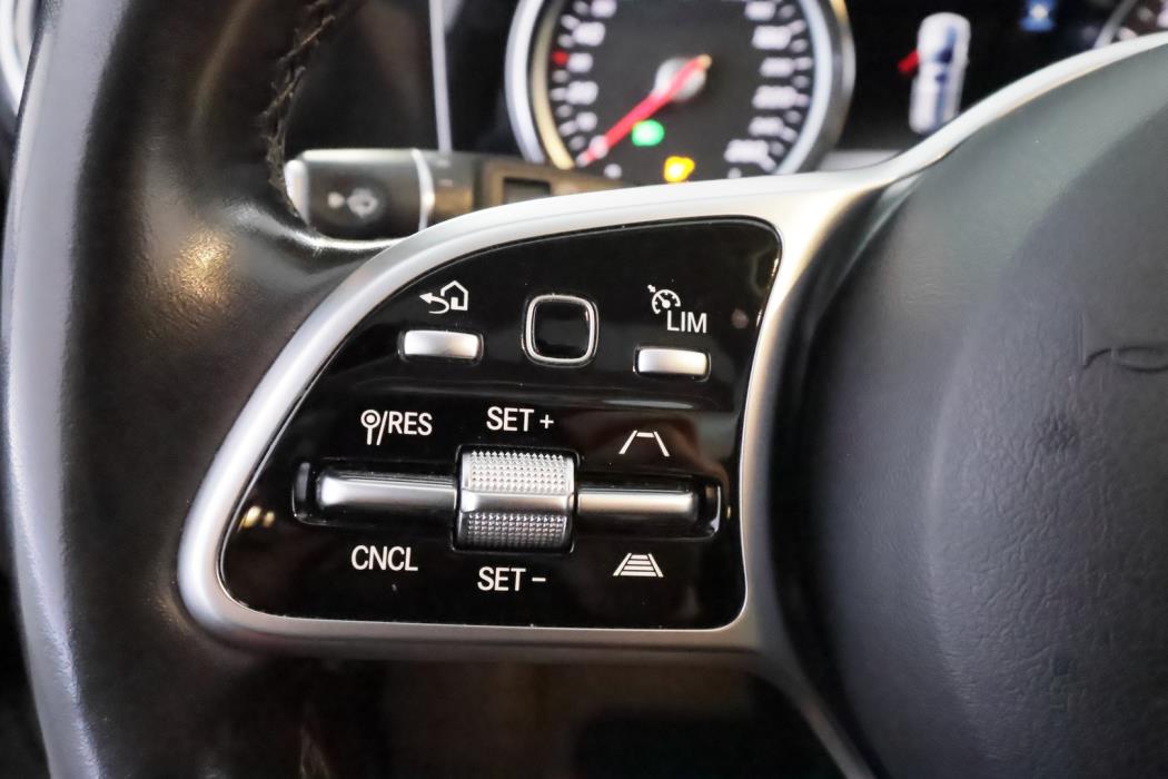 MERCEDES-BENZ E 2019