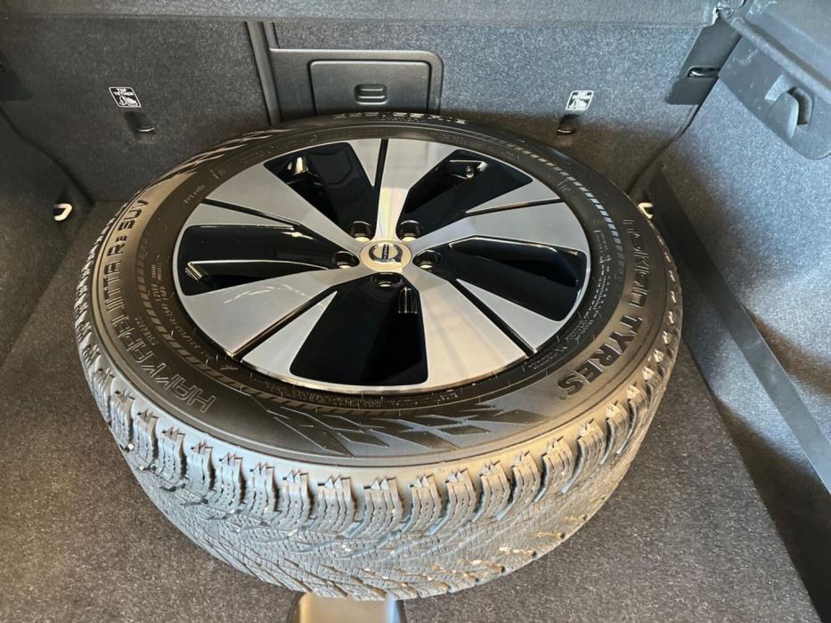 VOLVO XC40 2020
