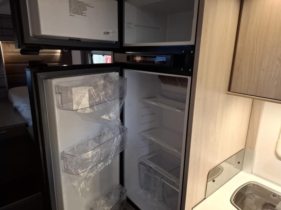 KABE Travel Master Classic 740 LGB 2025