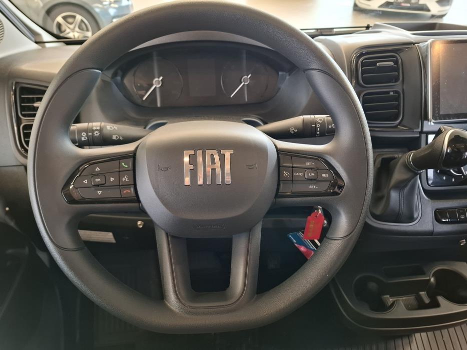 KABE Travel Master Classic 740 LGB 2025