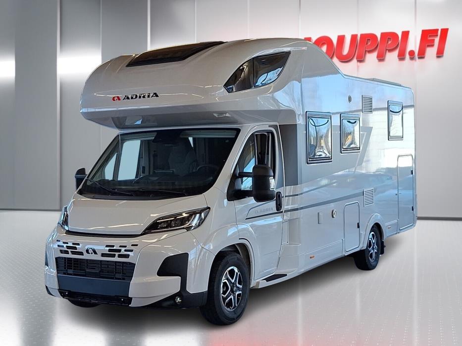 ADRIA CORAL XL 670 SL 2026