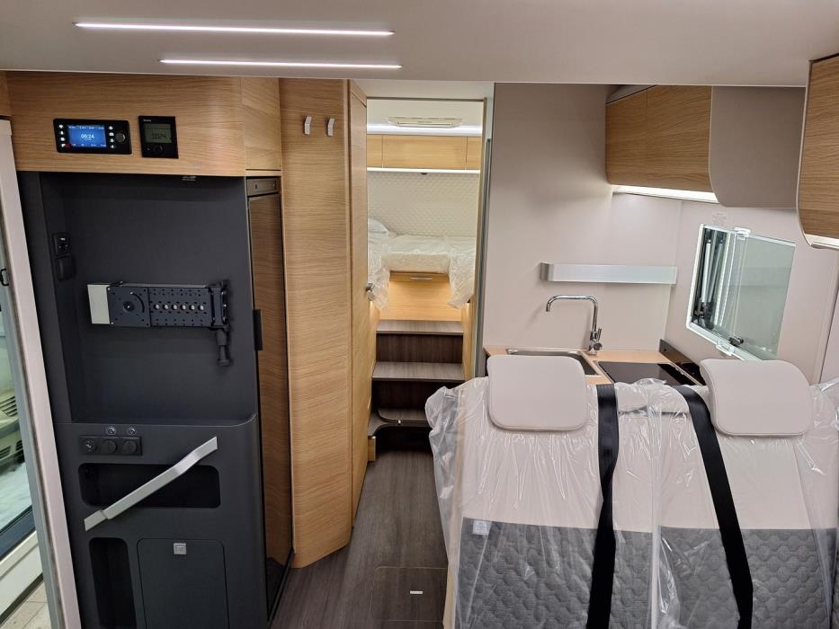 ADRIA Matrix 670 SL 60 Years Selection 2026