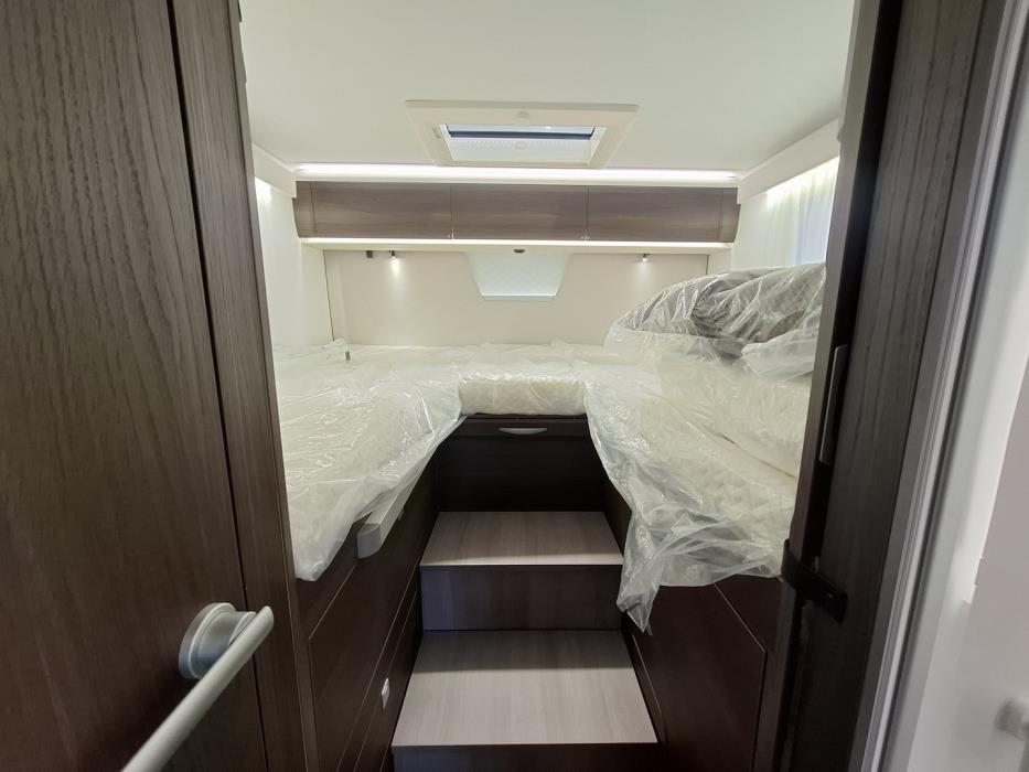 ADRIA MATRIX SUPREME 670 SL 2026