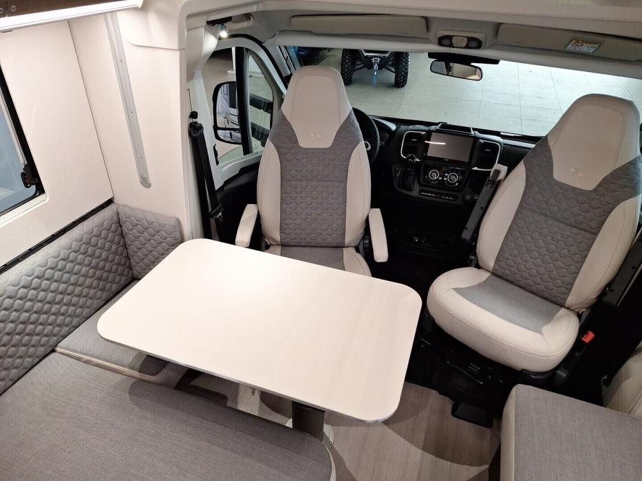 ADRIA MATRIX SUPREME 670 SC 2026