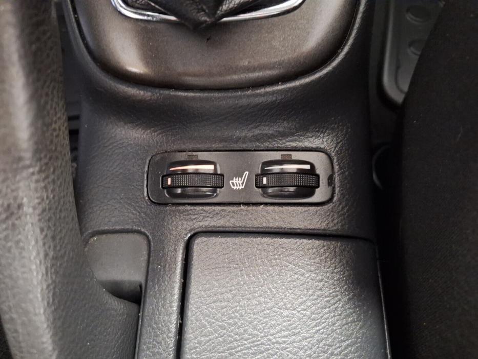 TOYOTA Avensis 2003