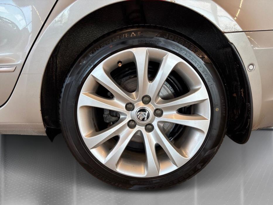SKODA Superb 2014