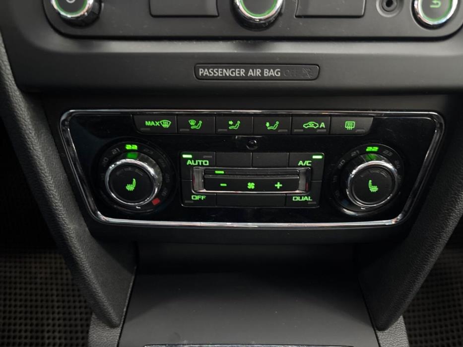 SKODA Superb 2014