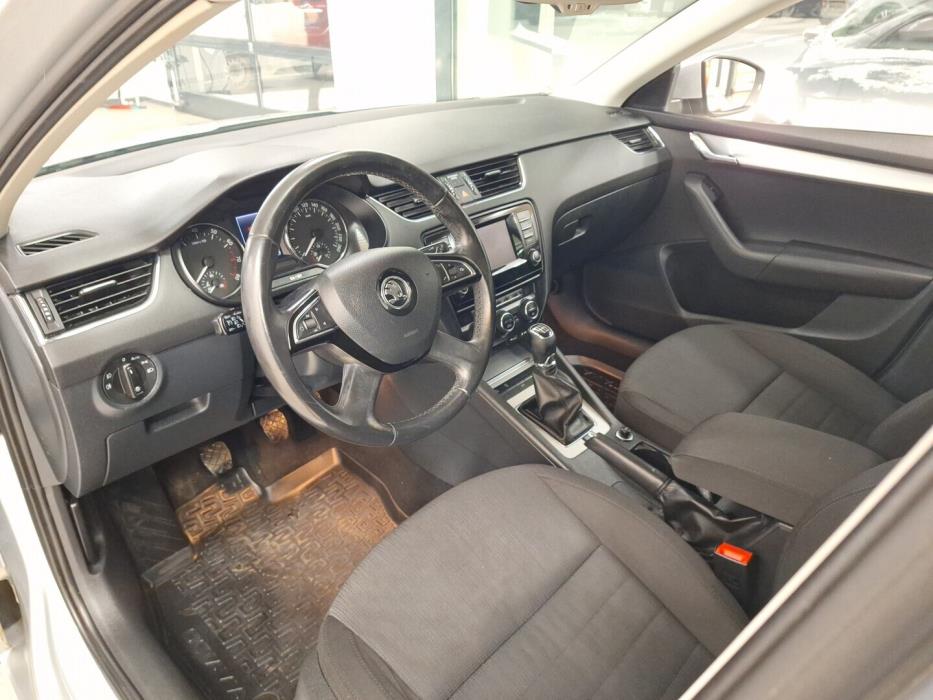 SKODA Octavia 2013