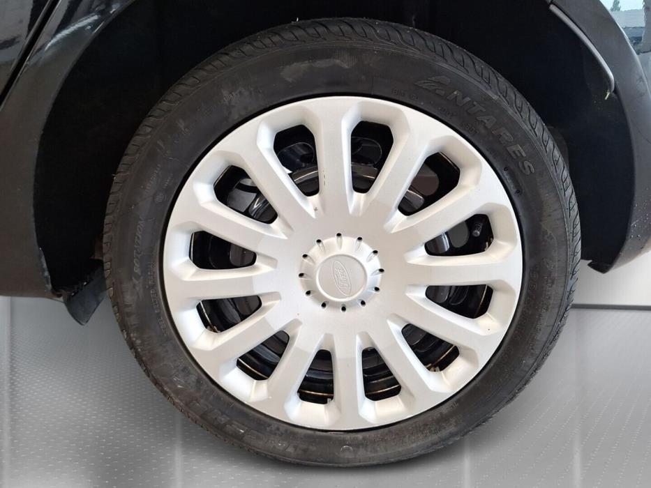 FORD Fiesta 2014