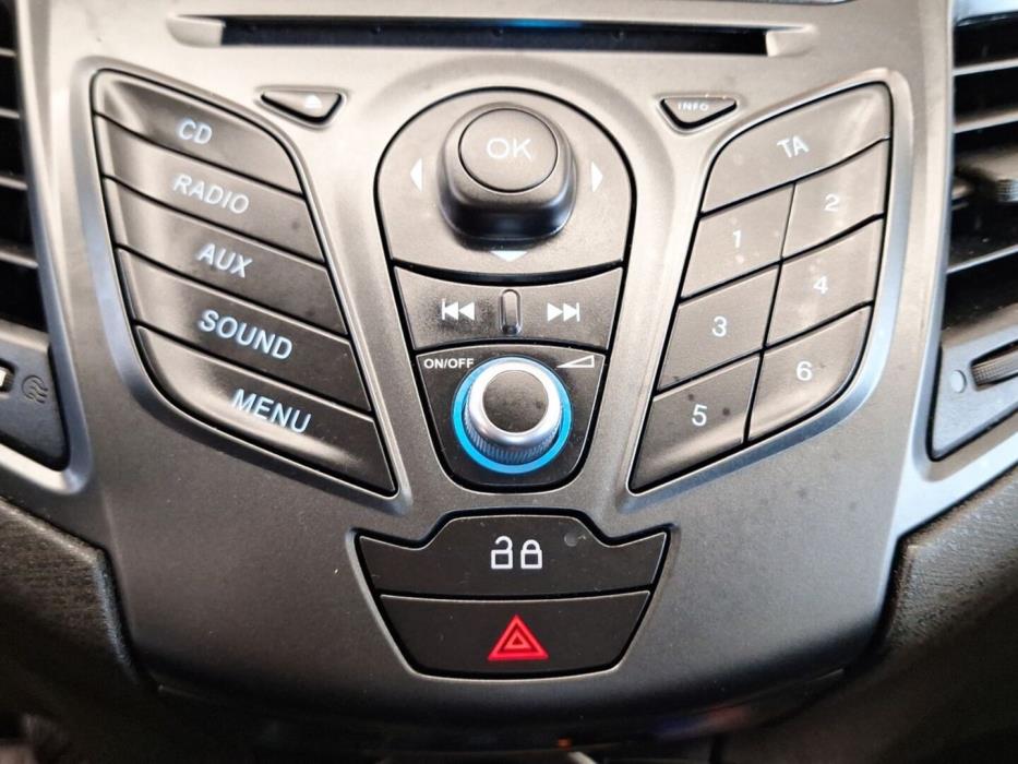 FORD Fiesta 2014