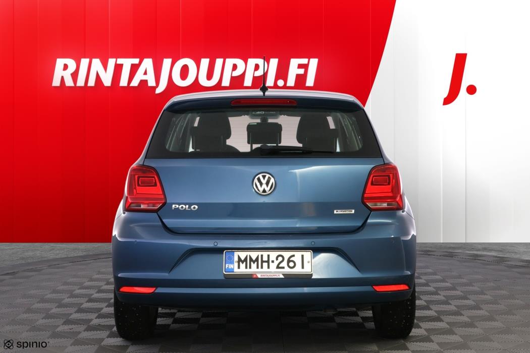VOLKSWAGEN Polo 2015