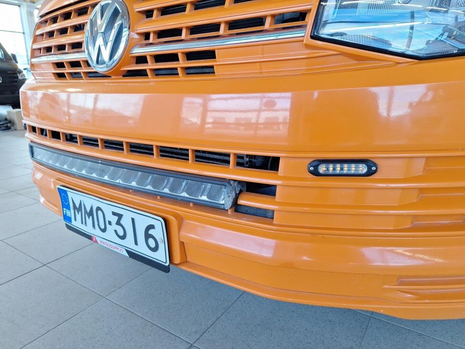 VOLKSWAGEN Transporter 2016
