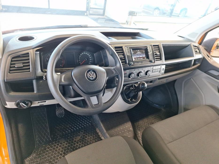 VOLKSWAGEN Transporter 2016