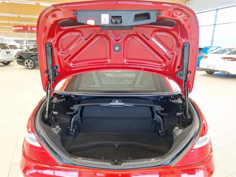 MERCEDES-BENZ SLK 2011