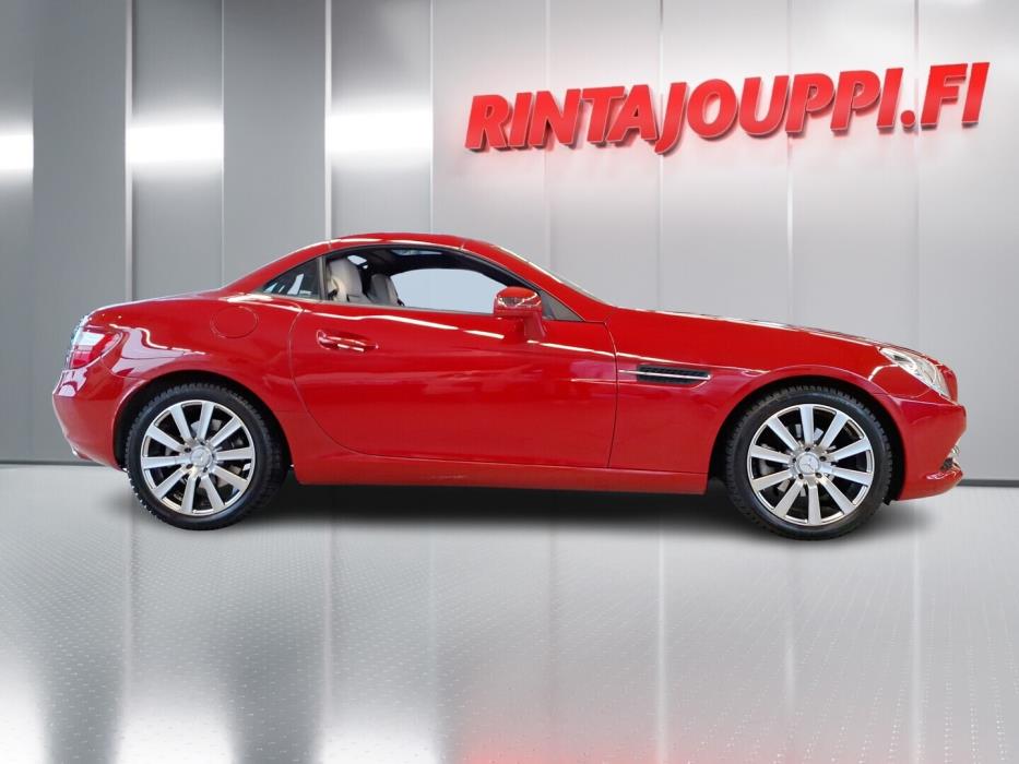 MERCEDES-BENZ SLK 2011