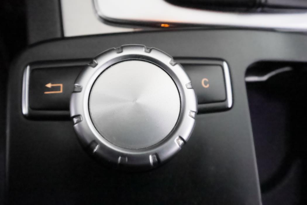 MERCEDES-BENZ C 2012