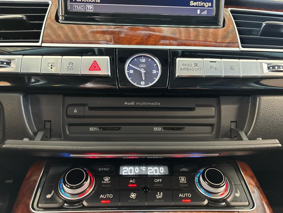 AUDI A8 2010