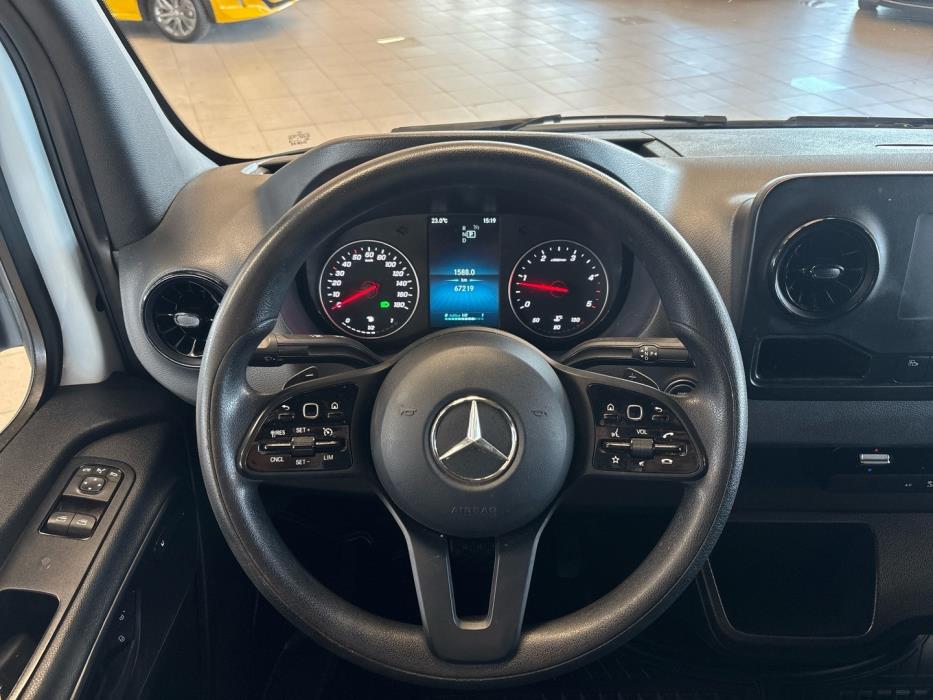 MERCEDES-BENZ Sprinter 2022