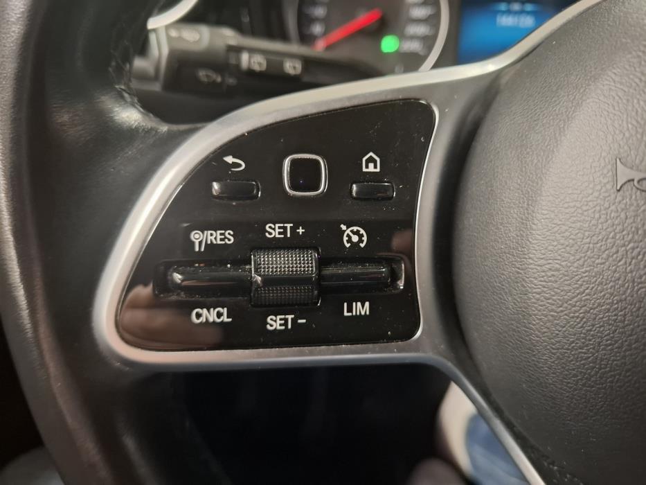 MERCEDES-BENZ T 2022