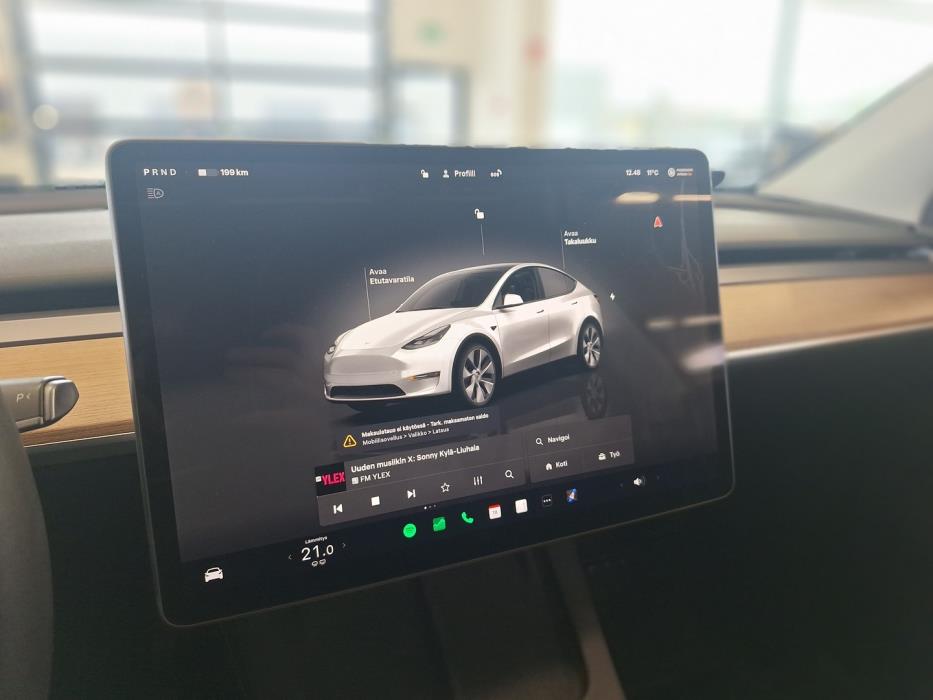 TESLA Model Y 2022