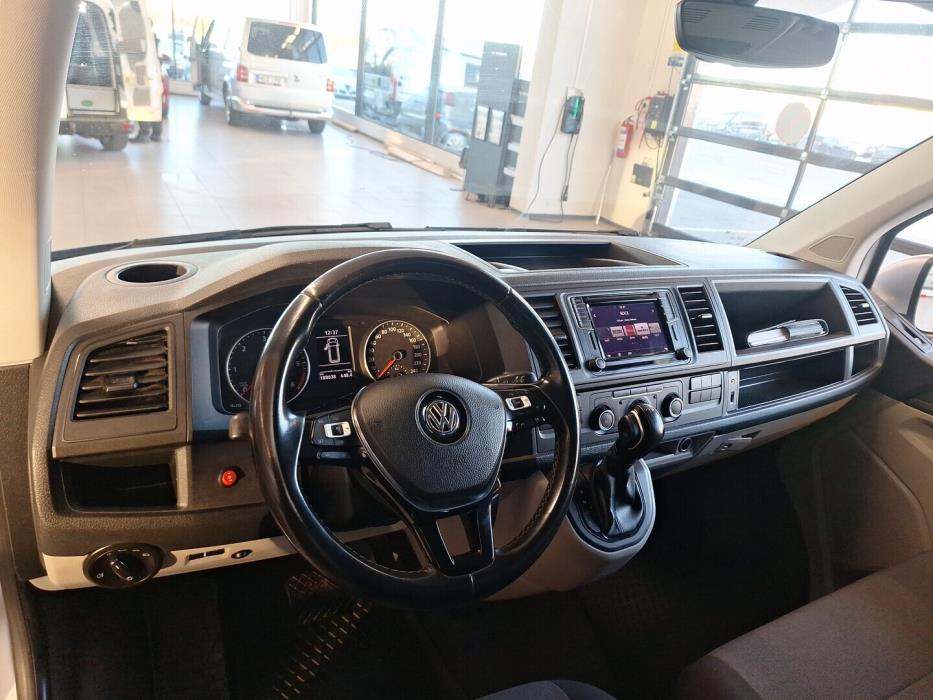 VOLKSWAGEN Transporter 2019