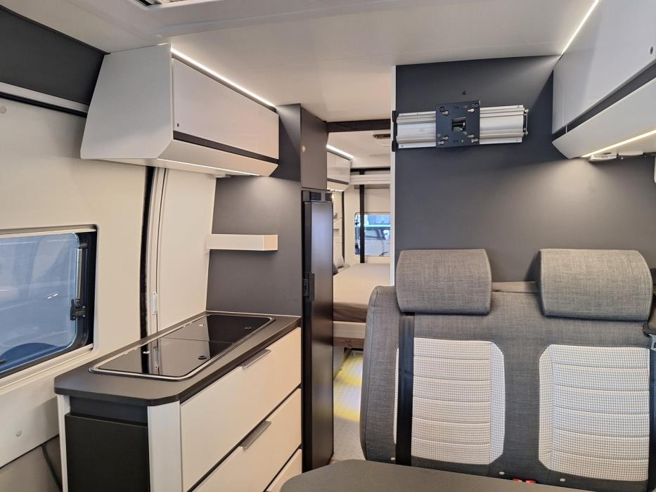 ADRIA TWIN SUPREME 2020