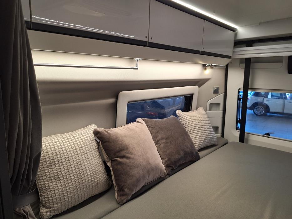 ADRIA TWIN SUPREME 2020