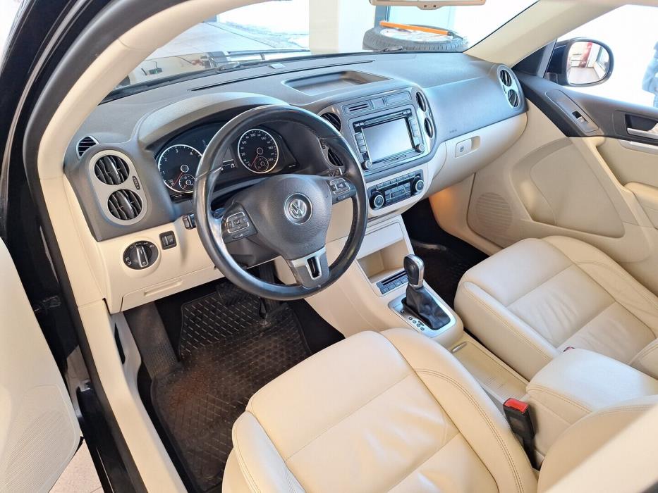 VOLKSWAGEN Tiguan 2014