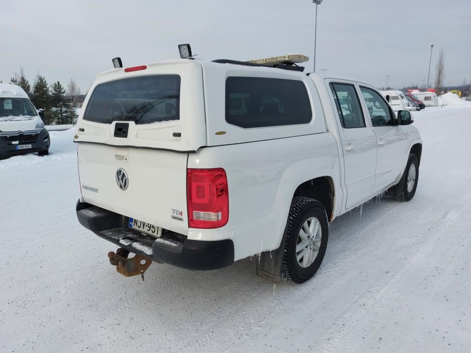 VOLKSWAGEN Amarok 2015
