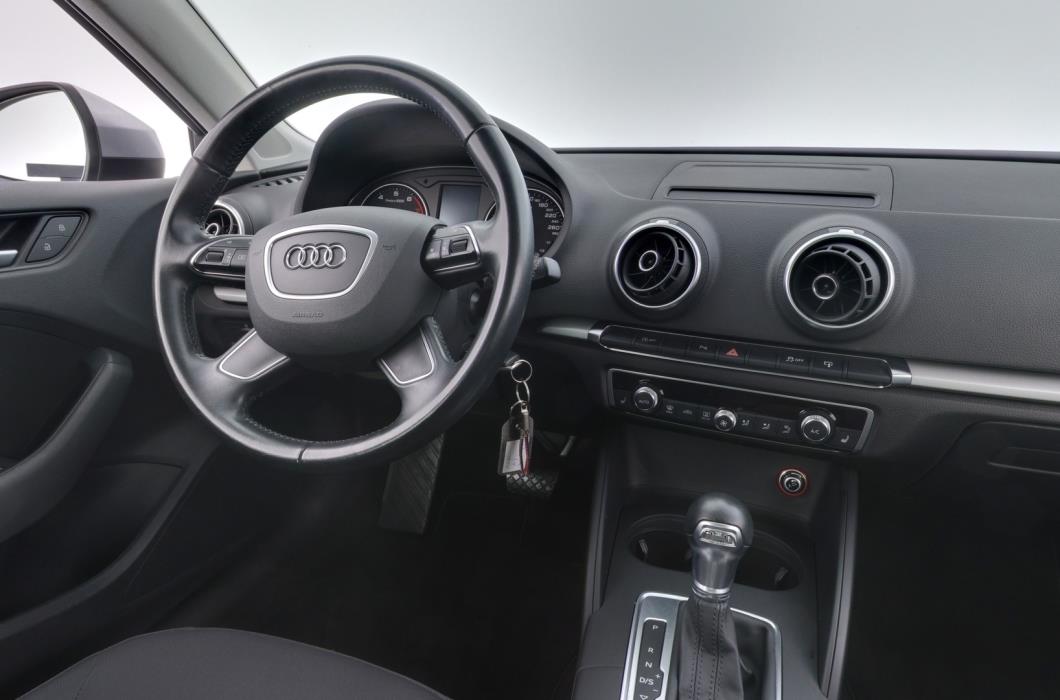 AUDI A3 2016